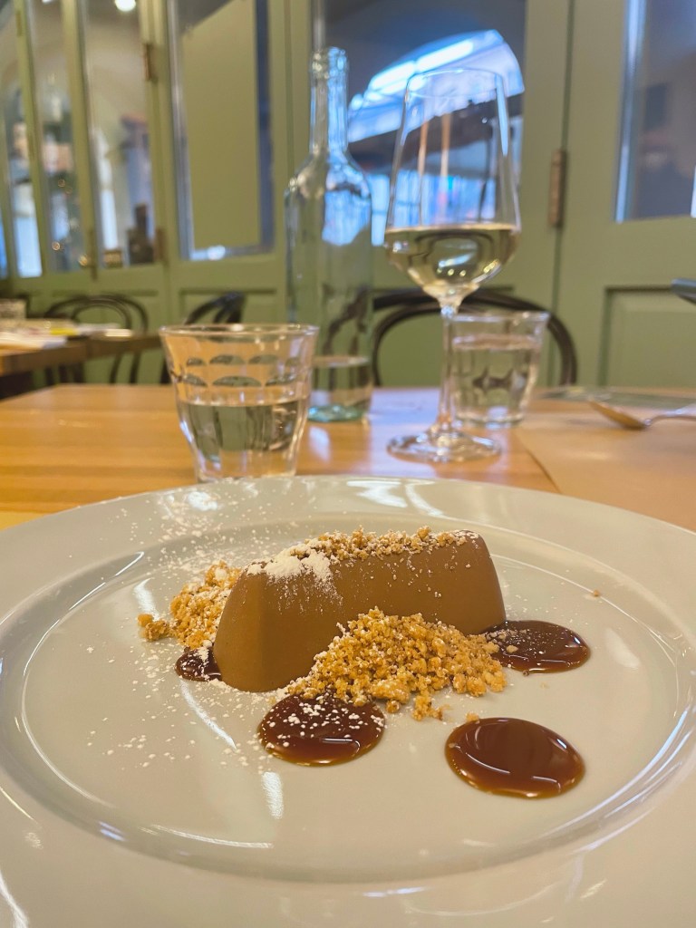 Il dessert Gianduiotto de La Piola